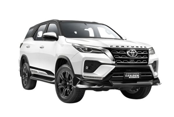 Fortuner rental near me in Lahore